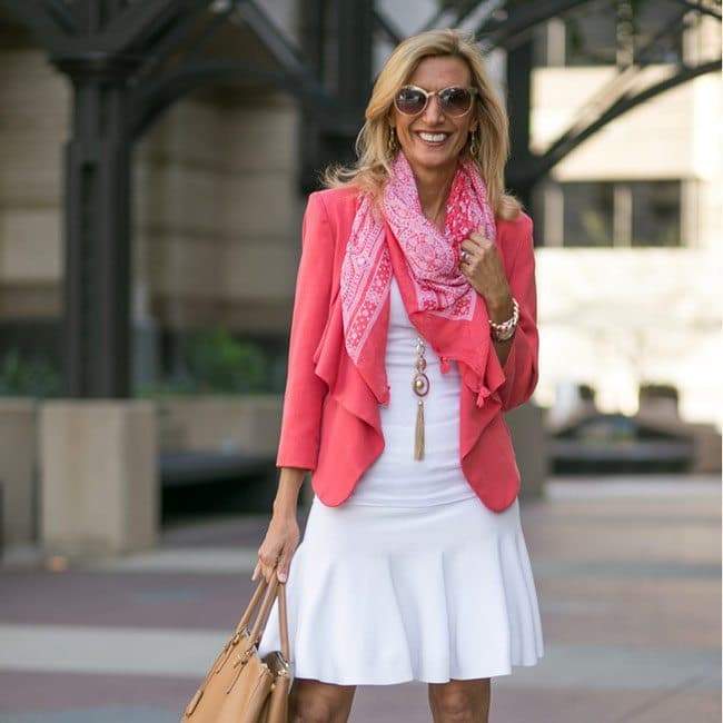 How To Make An All White Outfit Pop With Color - Just Style LA