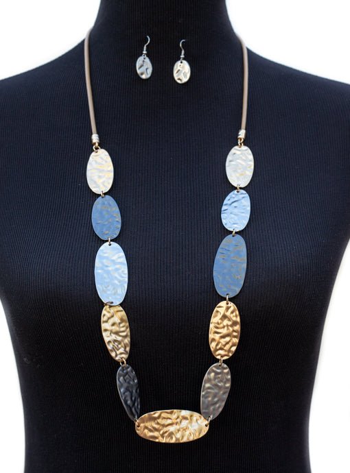 Tricolor Hammered Metal Necklace And Earring Set - Just Style LA